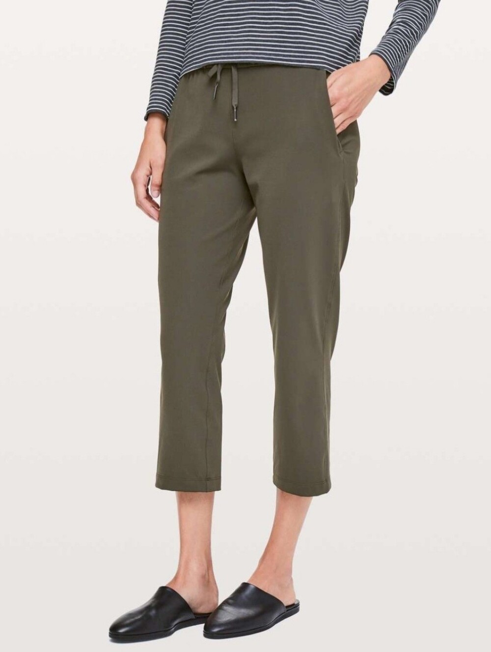 Lululemon On The Fly Crop *23" Dark Olive